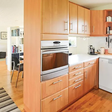 Three-bedroom Holiday In *
