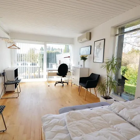 Three-bedroom Holiday In Egå