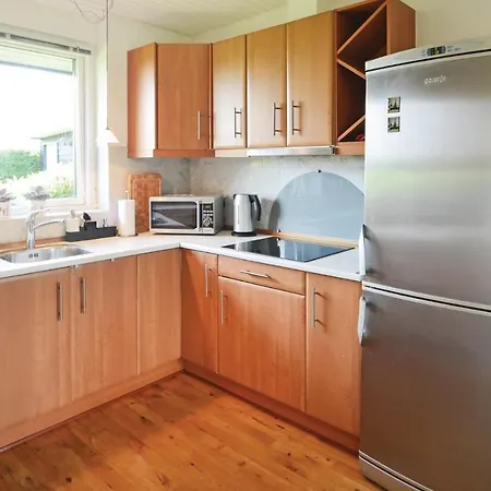 Three-bedroom Holiday In